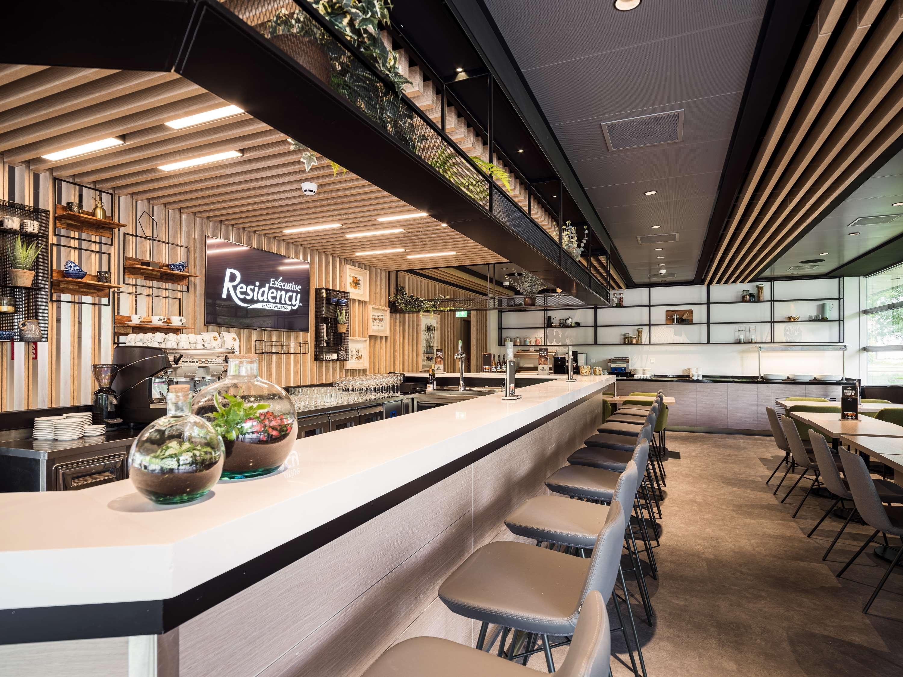 Executive Residency By Best Western Amsterdam Airport Хоофдорп Екстериор снимка